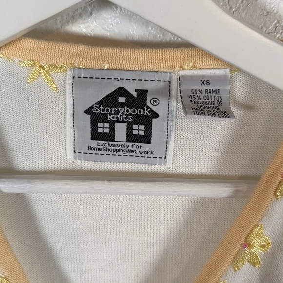 Storybook Knits Bumblebee Short Sleeve Cardigan Beaded Embroidered Size XS - Picture 3 of 6